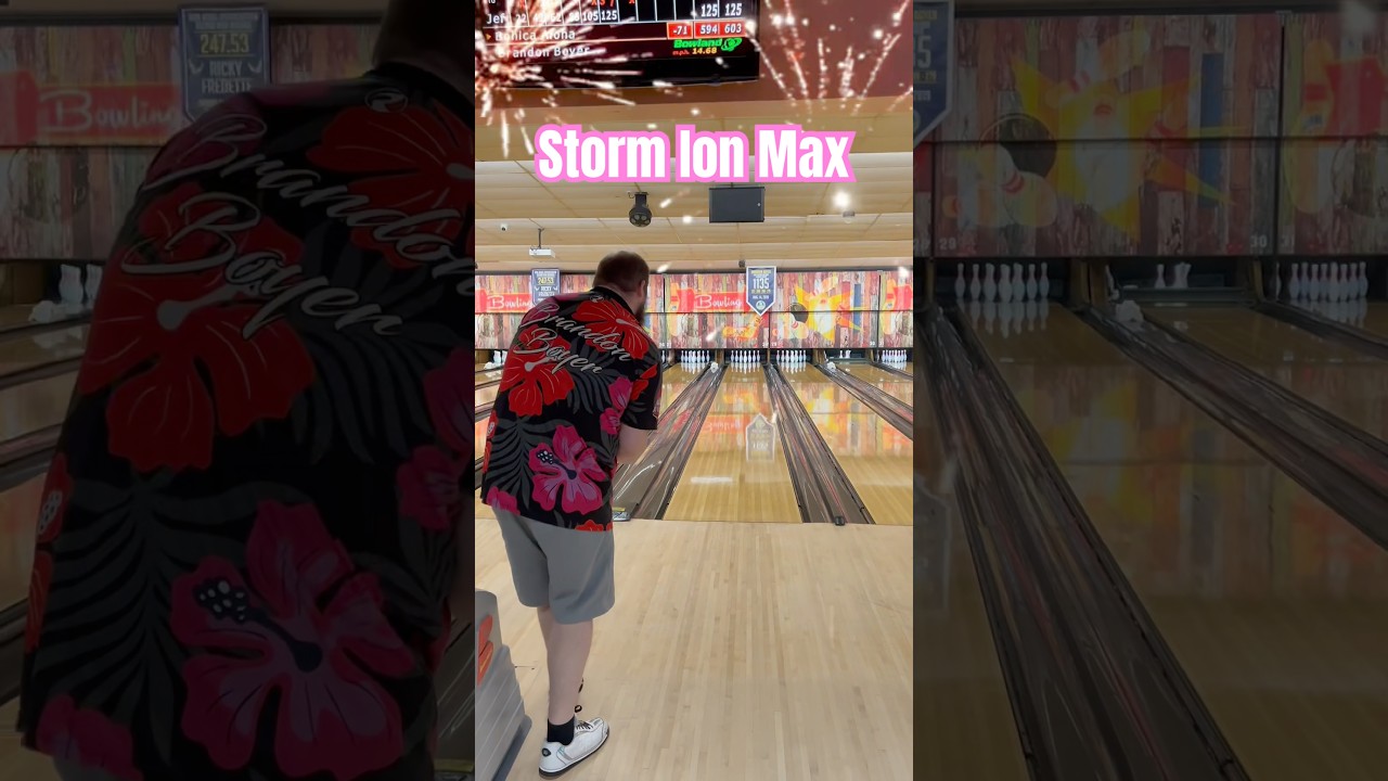 Storm Ion Max! This ball is STRONG! #bowling #bowlingball #hook #revolution #ionmax #storm #new