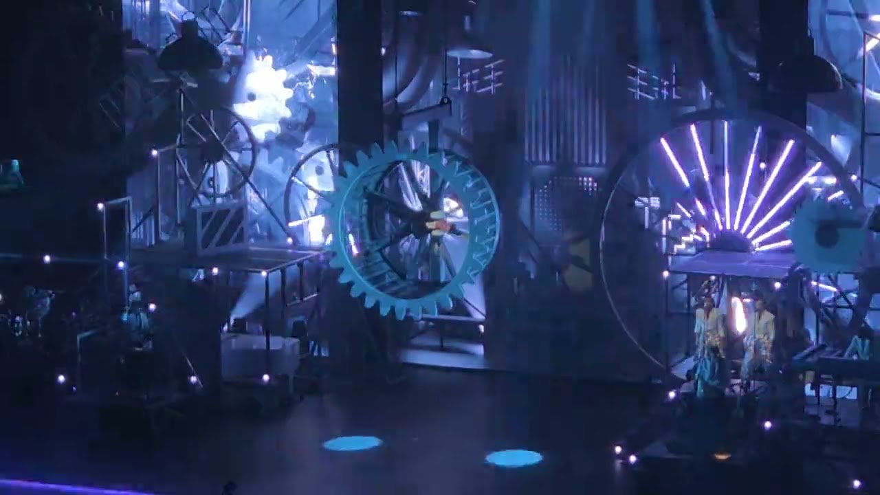 Mika - Modern Times / (Live at Forest National, Brussels, Belgium - 21/02/2026)