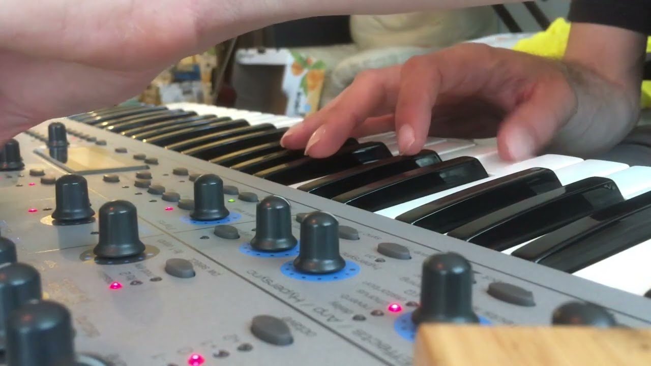 novation KS4