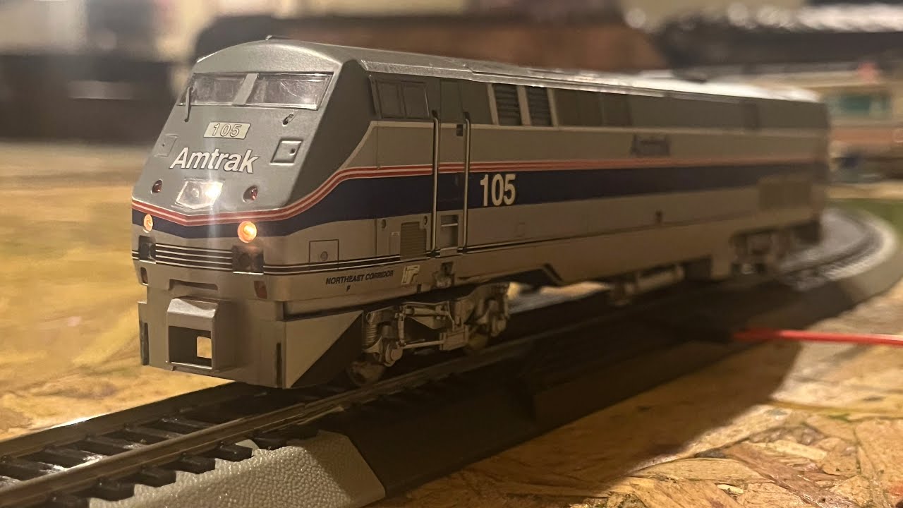 Unboxing Athearn Amtrak P42DC #105 Phase 4 DCC & Sound & Test Run Around Layout