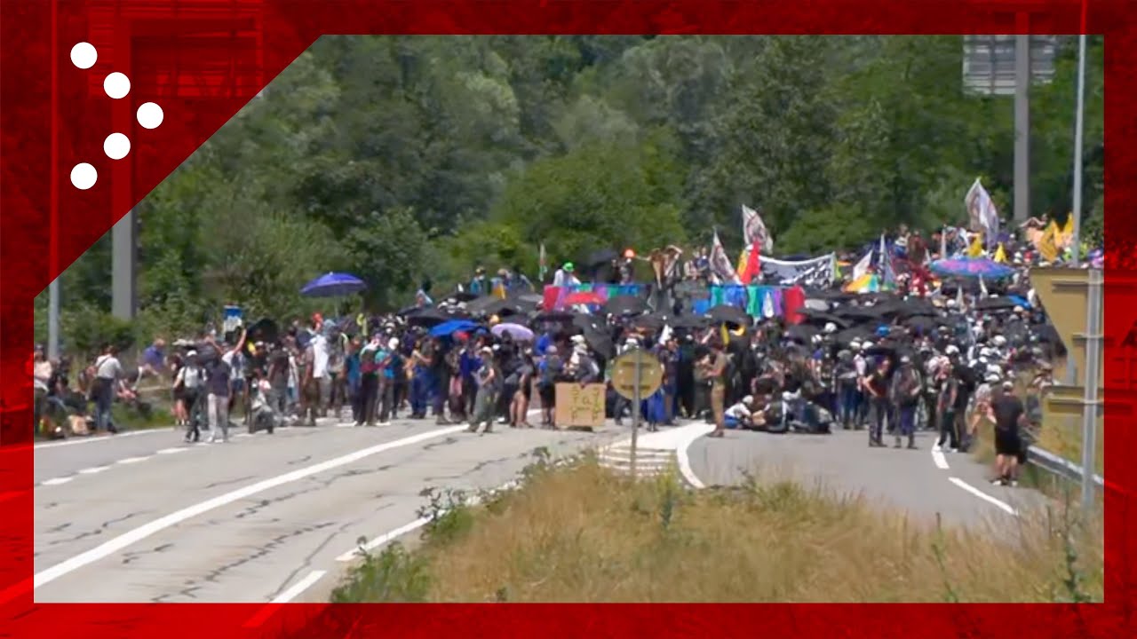 No Tav, mobilitazione internazionale e corteo in Francia: blocco della polizia in Val Maurienne