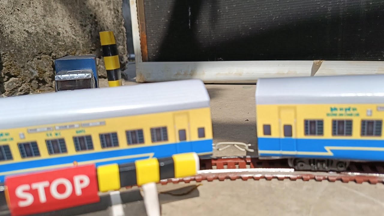 Departing & arriving of Jan shatabdi Express miniature train and railway station