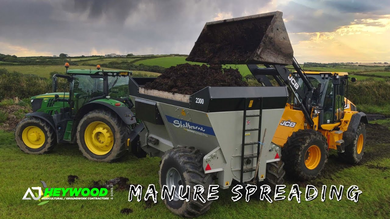 Manure spreading with The 'Shelbourne Powerspread Pro' - Watch in 4K