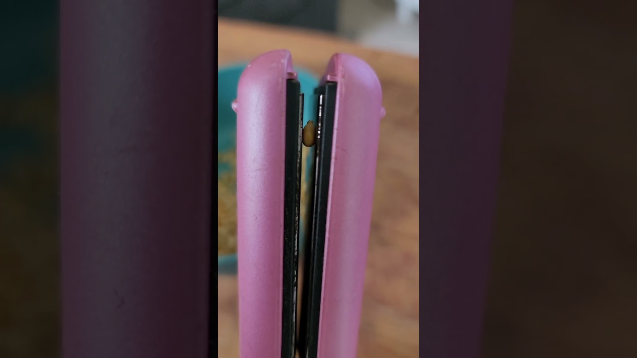 How to make popcorn using a straightener.