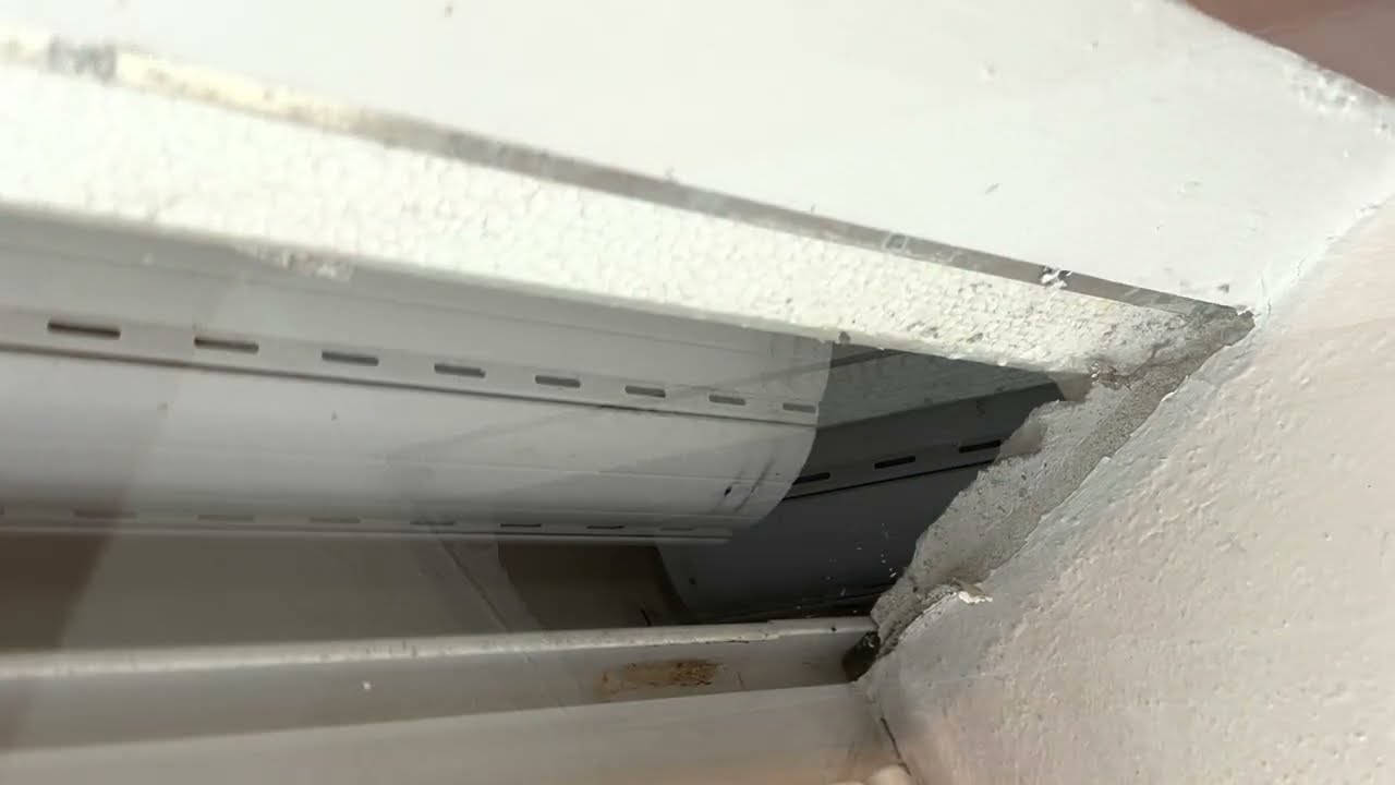 Nachträglicher Einbau eines JAROLIFT Funk Rollladenmotor / Rohrmotor in den Jalousie Kasten