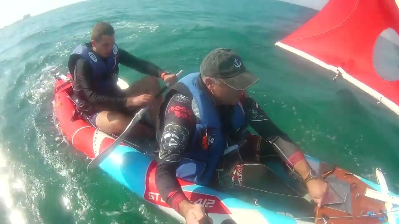 Морское приключение на каяке с парусом и штурвалом 🌊⛵ Выход с сыном в открытое море!