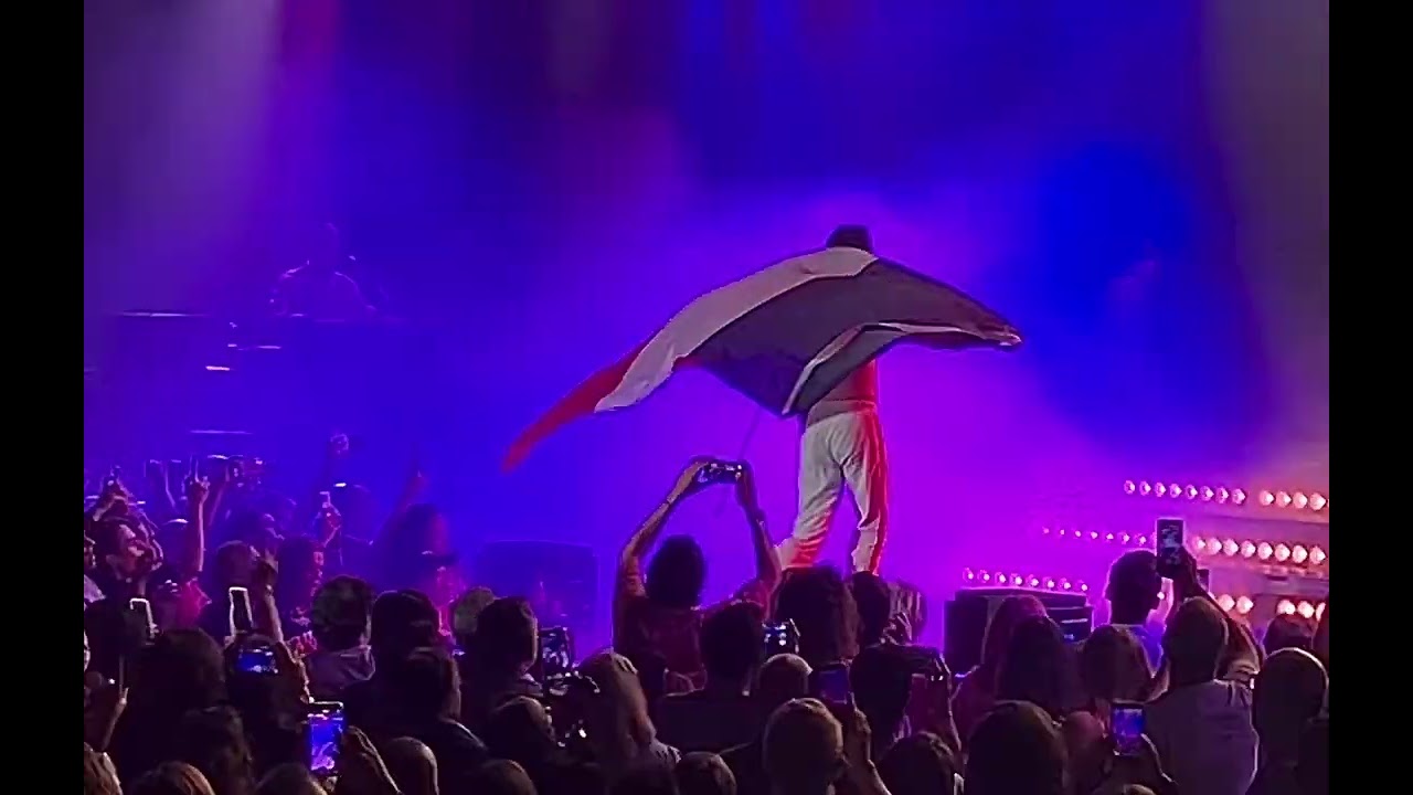 One night of Queen - We will rock you - The Wembley Show - Gary Mullen - Dôme de Paris - 12/10/2025