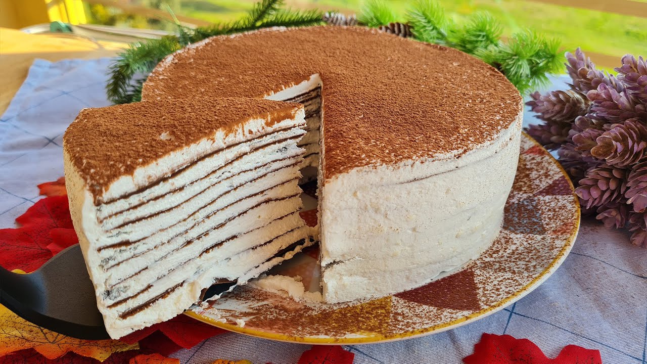 Tort din clatite care se topeste in gura! Vei fi uimit cat de bun este!