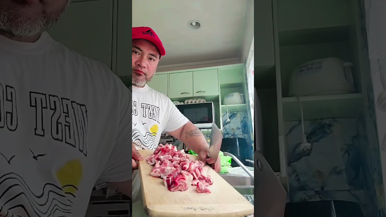 Cooking taro leaves with lamb meat and chop suey (sapasui Samoa) from the garden to the table