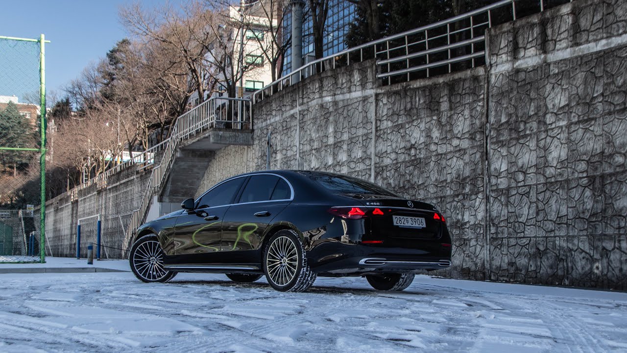 2026 Mercedes-Benz E450 4MATIC Exclusive Night POV