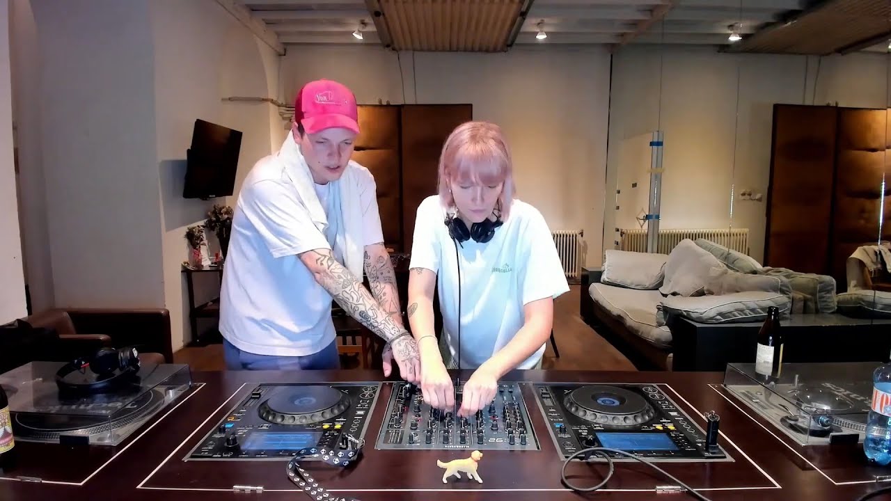 DREAM DJ TEAM: Anna Ullrich & Bitschu Batschu | Radio Rudina