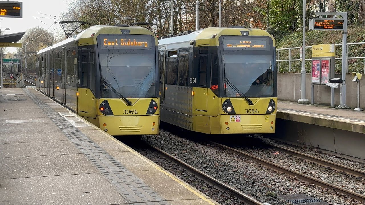 Tram-Spotting At Firswood (25.1.25) Manchester MetroLink (4K)