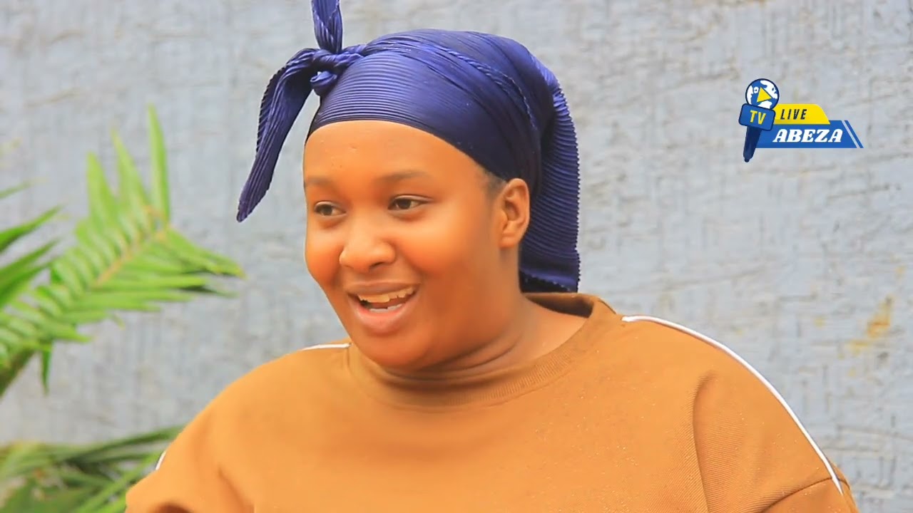 Ohhhhh,KUBERA IBIKOMERE BYINSHI, KUGANIRA AMATEKA YE BIRAGOYE. MARIE ROSE DISI TUMUKUNDE TWESE..