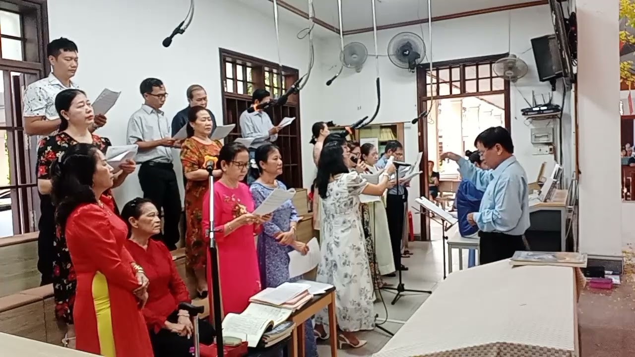 Xuân tạ ơn. || st: Hoàng Phương