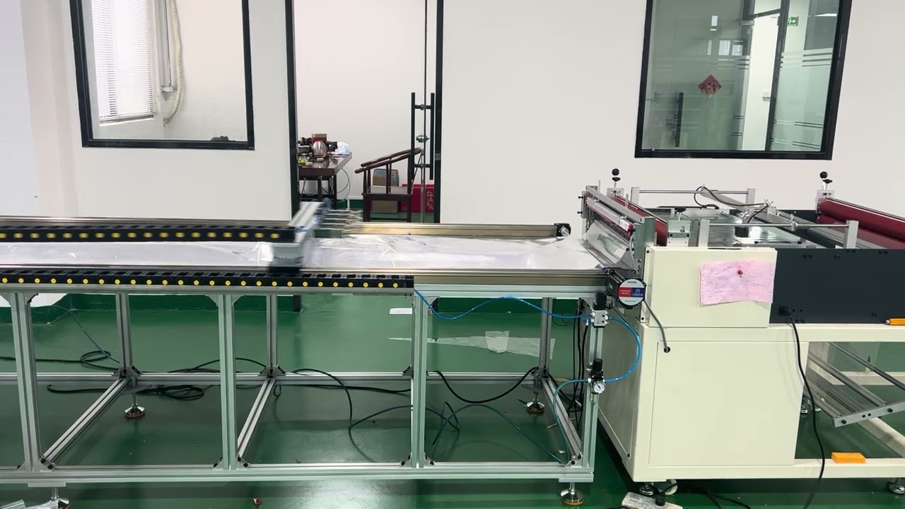 Long Sheet Roll to Sheet Cutting Machine with Mechanical Handling Arm