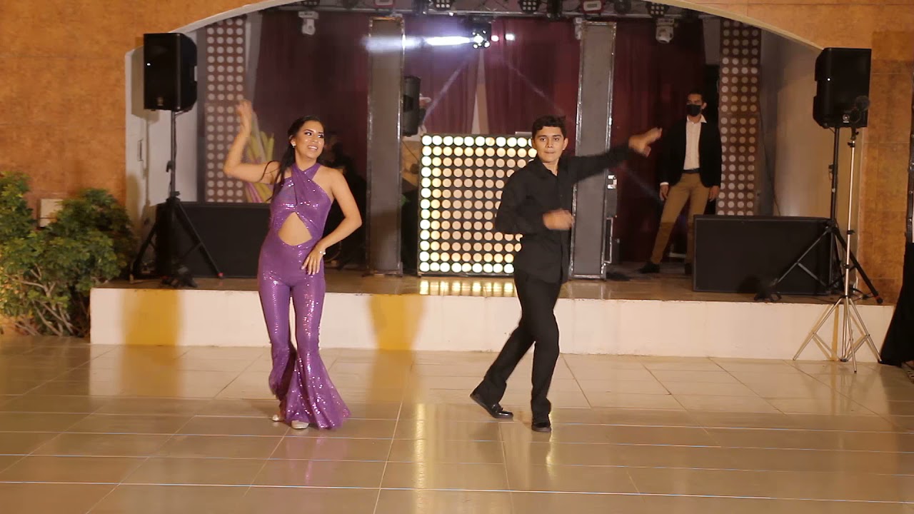 Baile de Selena- XV años Camila