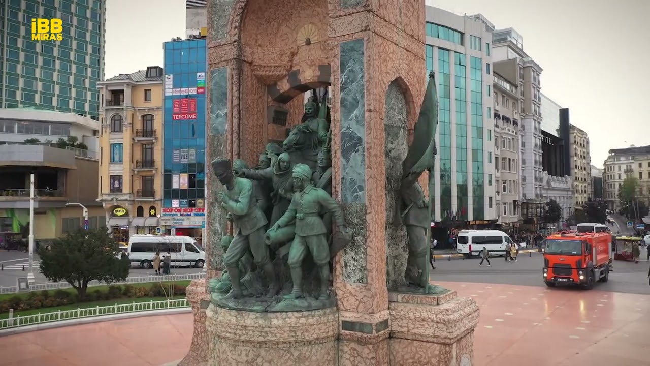 #İBBMiras Taksim Cumhuriyet Anıtı'nda