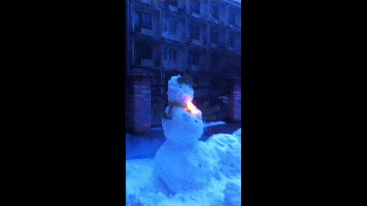 Петарда TC5B vs Снеговик