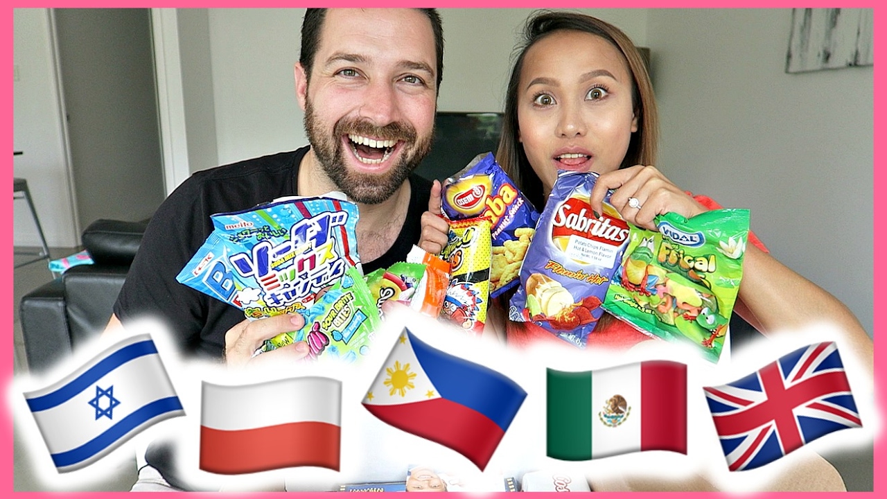 TASTING INTERNATIONAL SNACKS!! YUMMERS!!  (MUNCHPACK) | rhaze