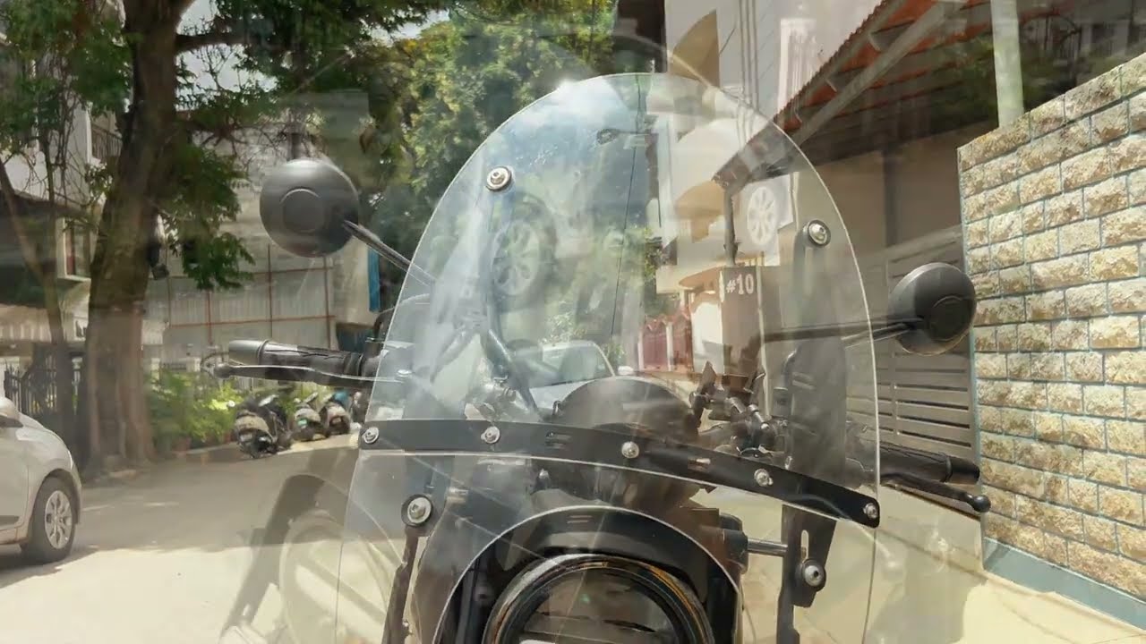 Aeedea Adjustable Motorcycle Windshield | Comfort, Style & Tested up to 165 kmph