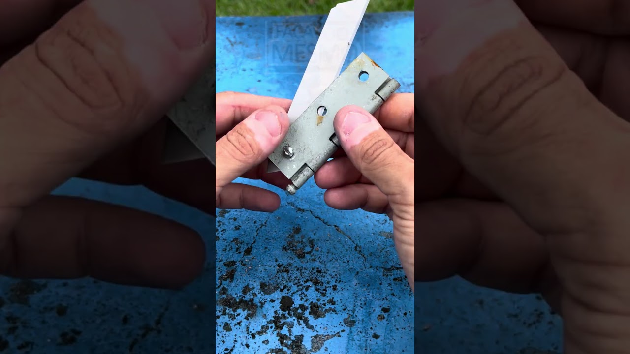 I used an old hinge with a utility blade to work as a wire stripper #TexasWorkshop #WireStripper
