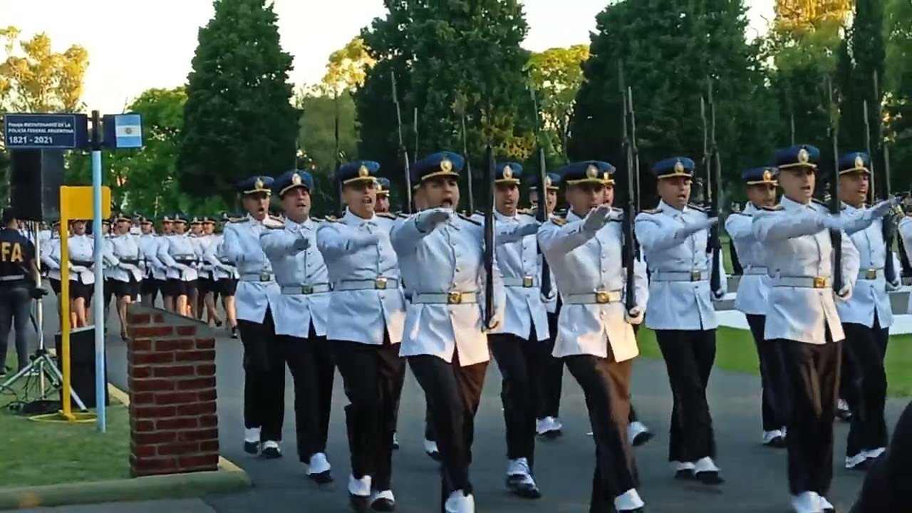 14 DE NOVIEMBRE DE 2025. DESFILE DE CADETES DE POLICÍA FEDERAL ARGENTINA