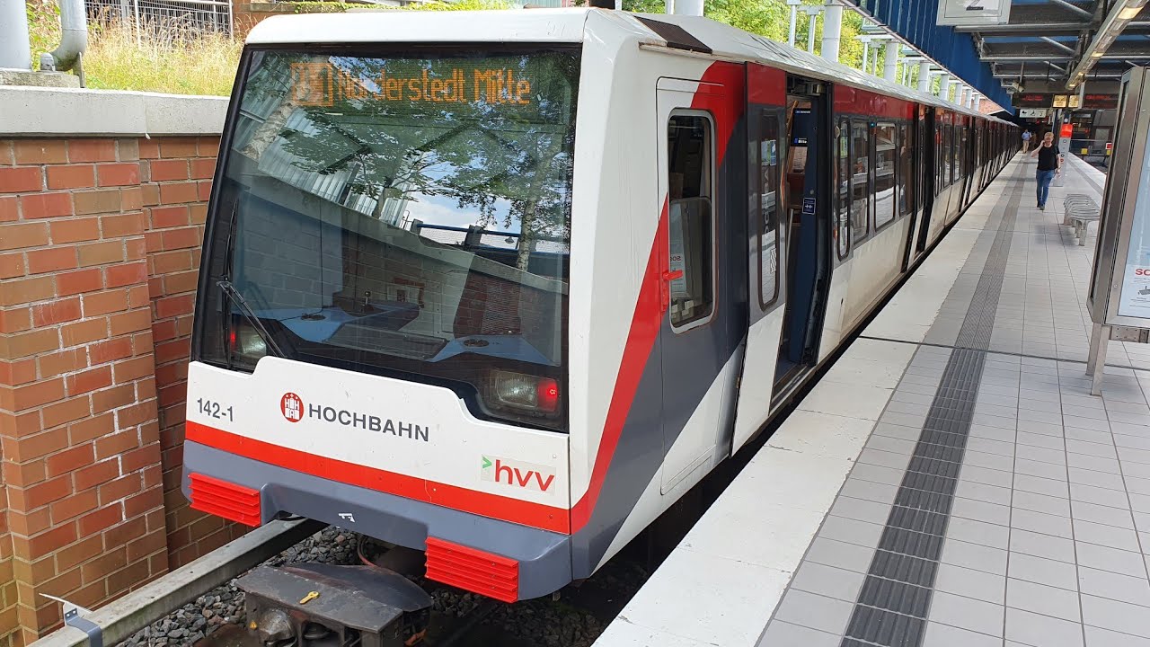 U-Bahn Hamburg | Mitfahrt im DT4 auf der U1 von Norderstedt-Mitte nach Ohlsdorf