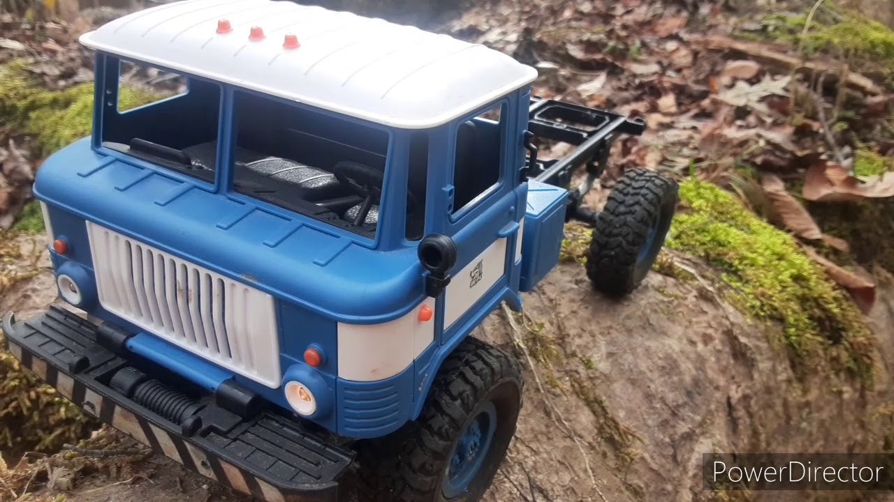 wpl b24 and wpl c14 trail battle which one does better?
