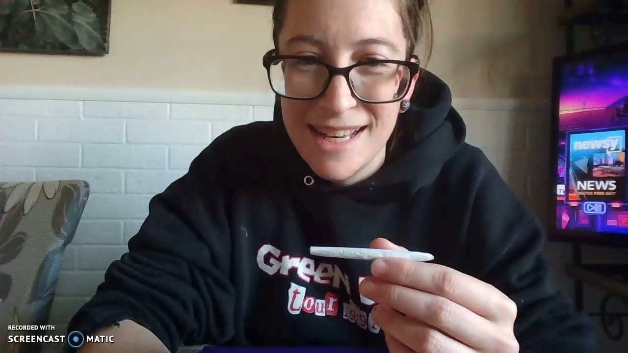 How to Roll a Joint Like a Pro