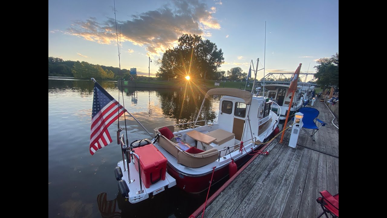 Champlain canal  &  Tugboat Roundup with a Ranger Tug 21 - Part 1 VLOG #15