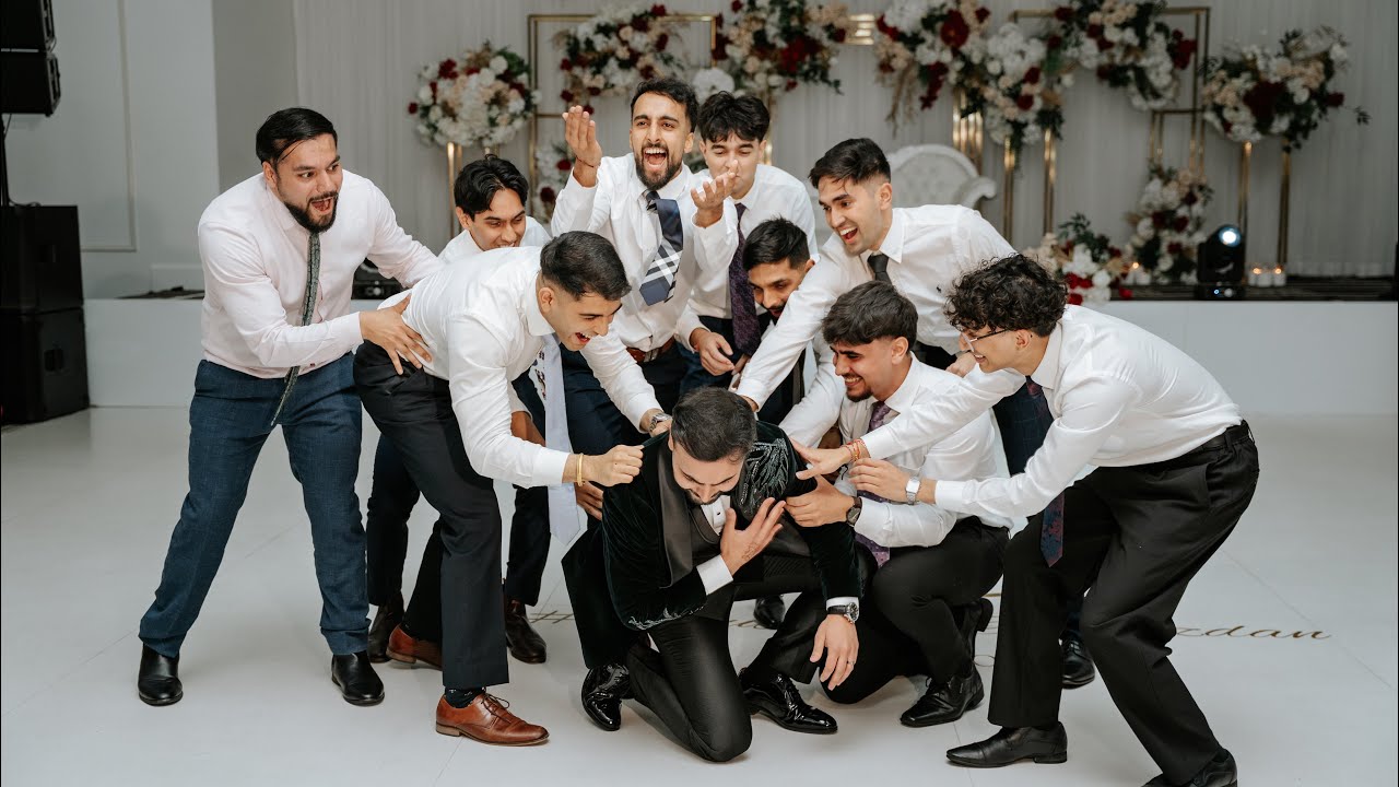 Groom & Friends Dance | Tere Liye, Palat, Mast Kalander | Aryan & Kriti Reception 