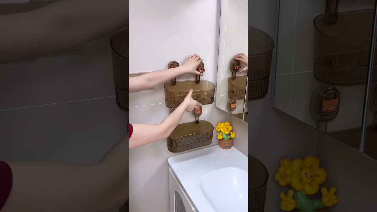 This wall-mounted, punch-free suction cup rack is sturdy and has a large capacity. 