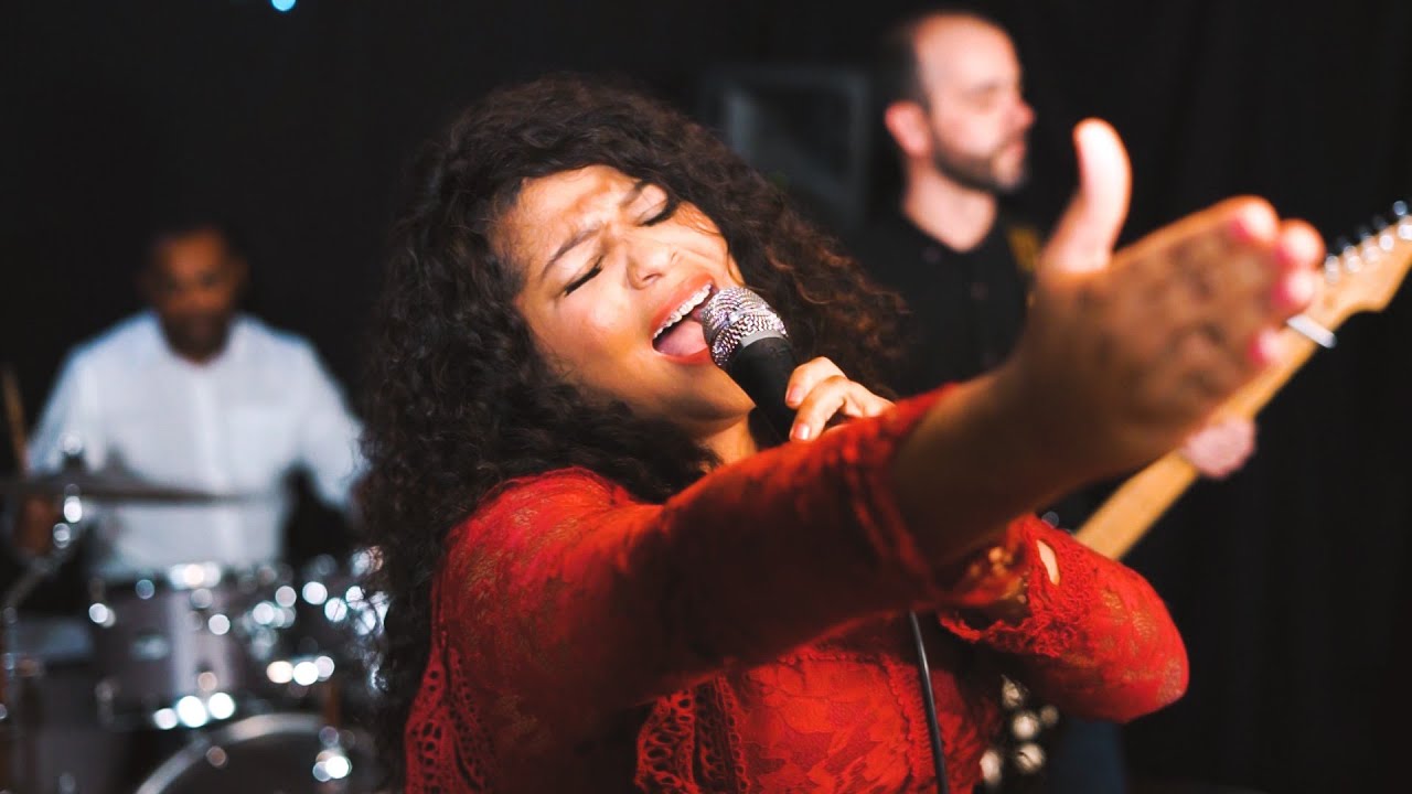 M&aacute;rcia Rocha - Vai l&aacute; Jesus [Live Session]