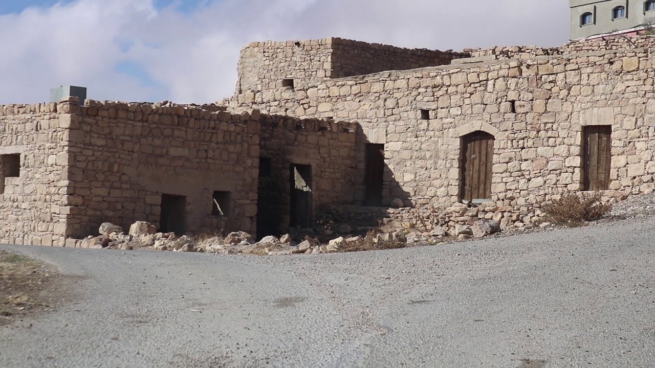 جارات البتراء المنسية - قرية بسطة -The Forgotten Neighbourhoods of Petra (The Village of Basta )
