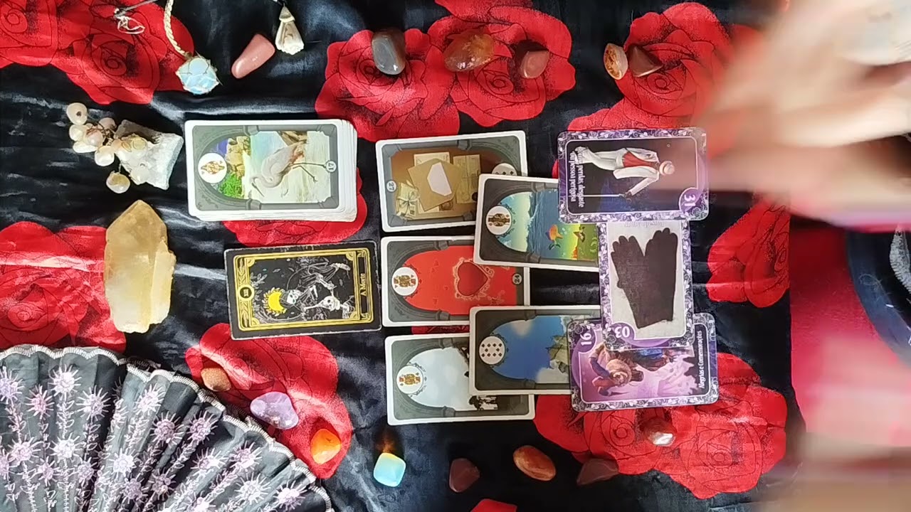 FEVEREIRO ♉ TOURO - AMOR- Fofoqueiras se intrometendo no seu relacionamento 