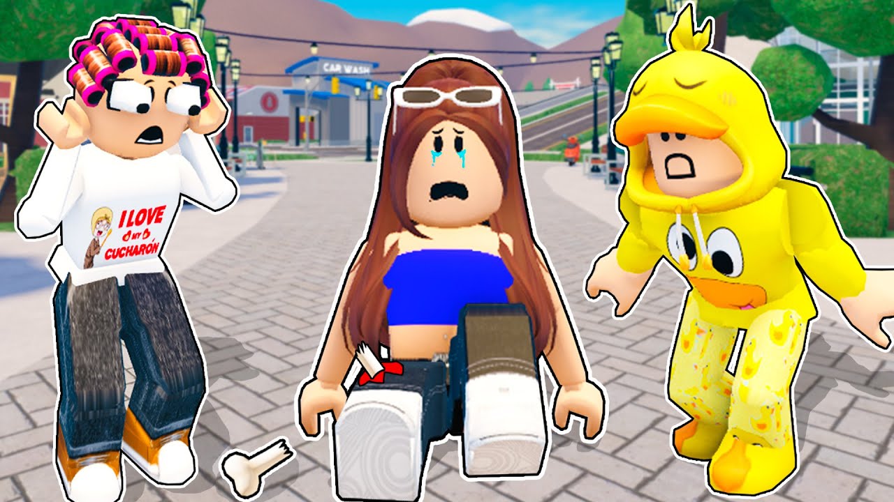Melina se ROMPIÓ LA PIERNA en Roblox...
