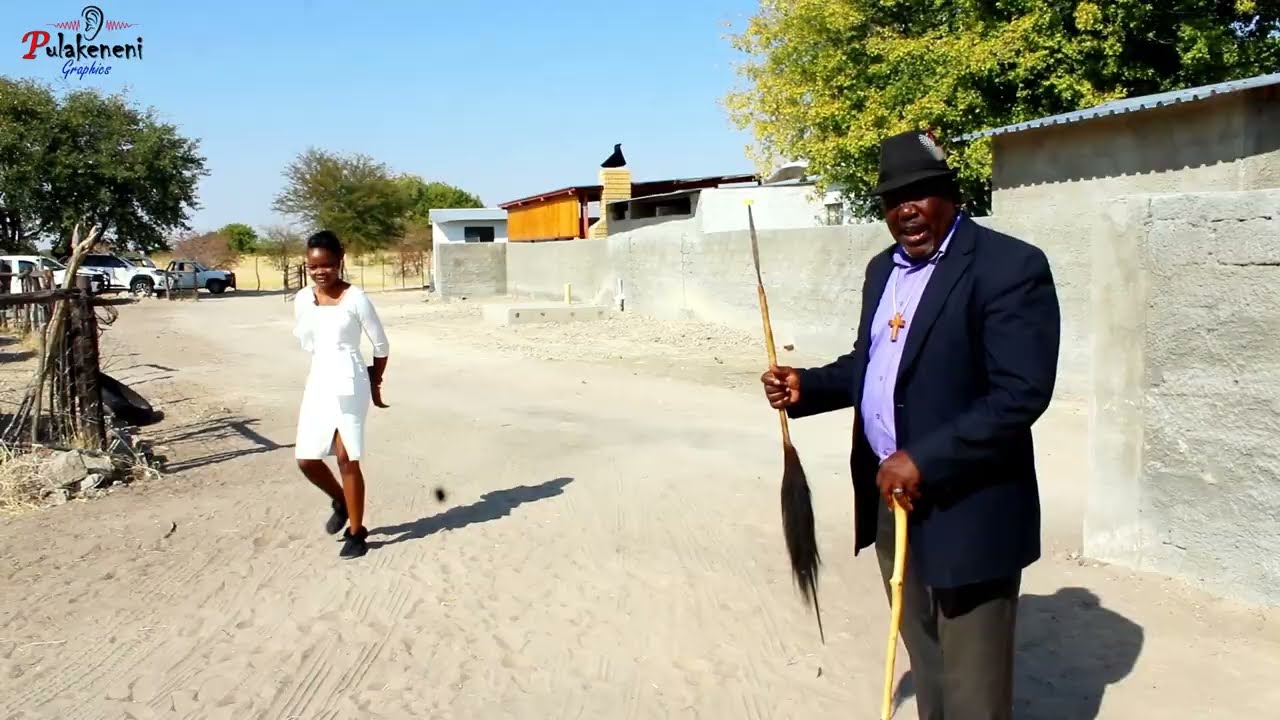 Omadhidhiliko gaatseli momihoko dhaawambo.