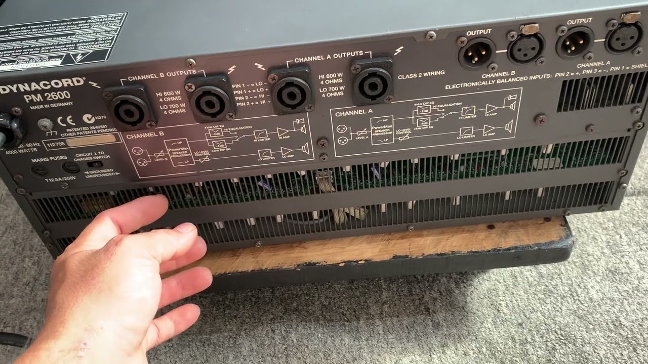 Siêu phẩm Dynacord pm 2600 ghép loa peavey SP 5 🔊🔊 cực phê😍😍👍👍lh 0363648707