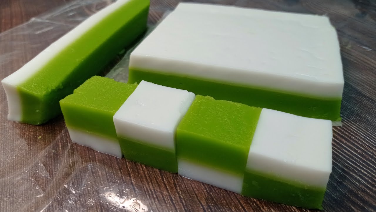 Resepi Kuih Talam Pandan - Tips Permukaan Licin | Lembut Gedik, Lemak Masin Manis | Loyang 7 Inci