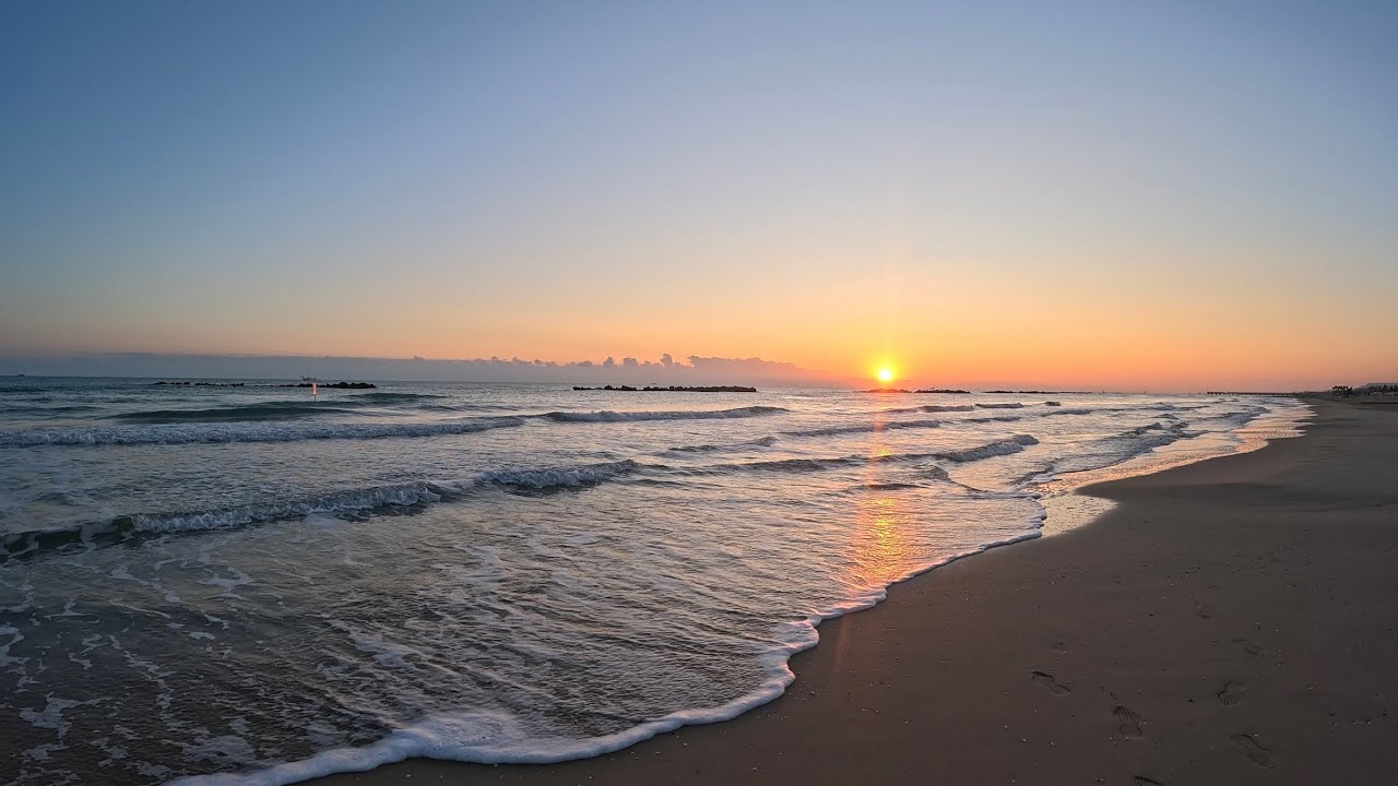 Forceful Mediterranean Sunrise 4K | Real-Time One-Take (no loops)