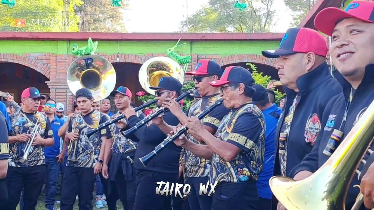 EL VUELO DEL ABEJORRO 🥁🐝SON DEL CHIHUAQUE🔥 BANDA PERLA DE MICHOACÁN EN EL BARRIO CHAPULINERO DE NAZA