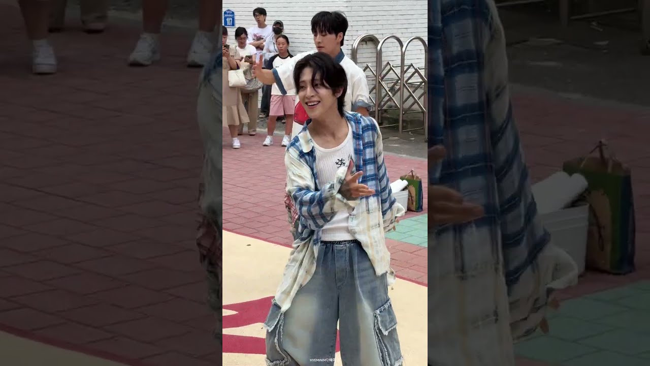 240705 투에버 이태영 T:EV Lee Taeyeong - 1차 버스킹 라이즈 RIIZE Get A Guitar 태영 직캠