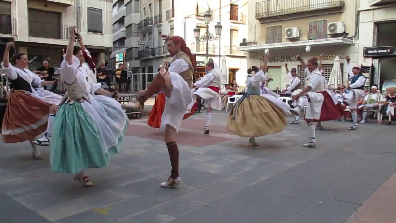 L'Almogàver,grup de danses.Bolero d'Adela