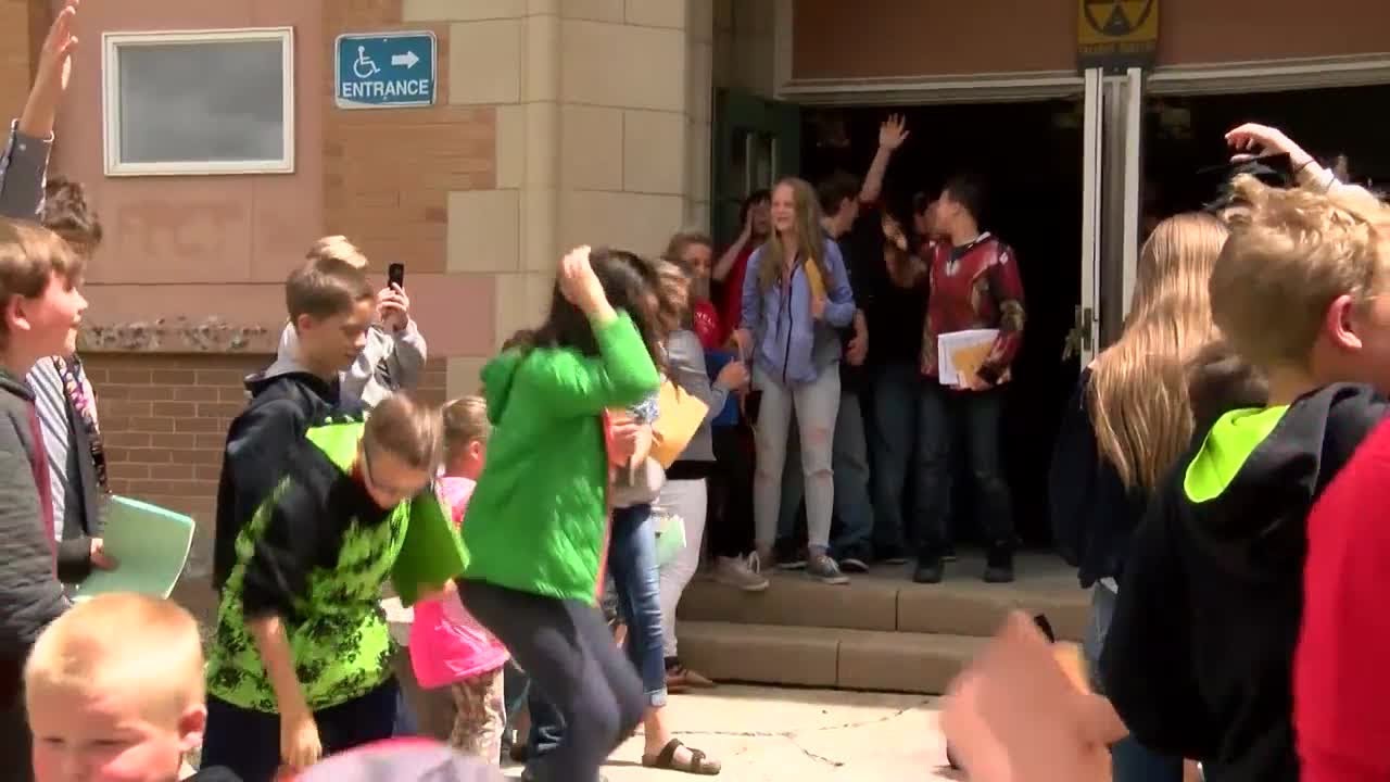 Roosevelt Elementary closes their doors after decades of education