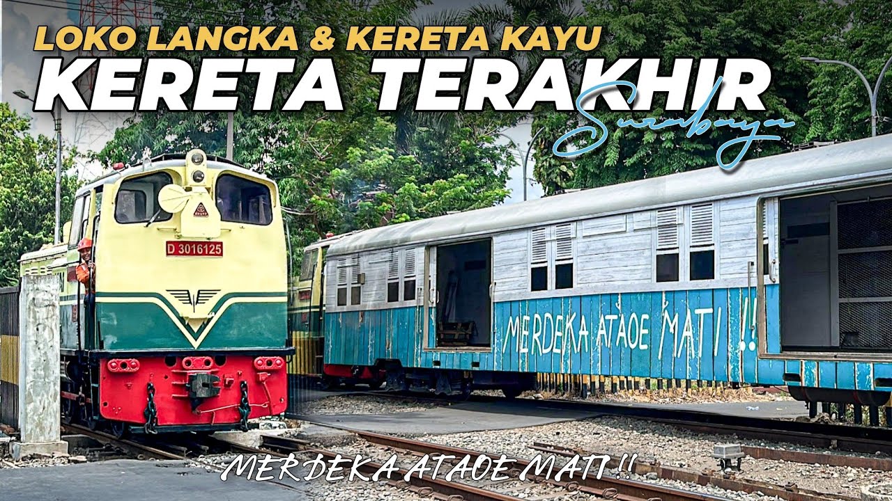 LOKOMOTIF LANGKA D301 & KERETA KAYU PERJUANGAN🔥 - KLB Teatrikal Kereta Api Terakhir di Kota Surabaya