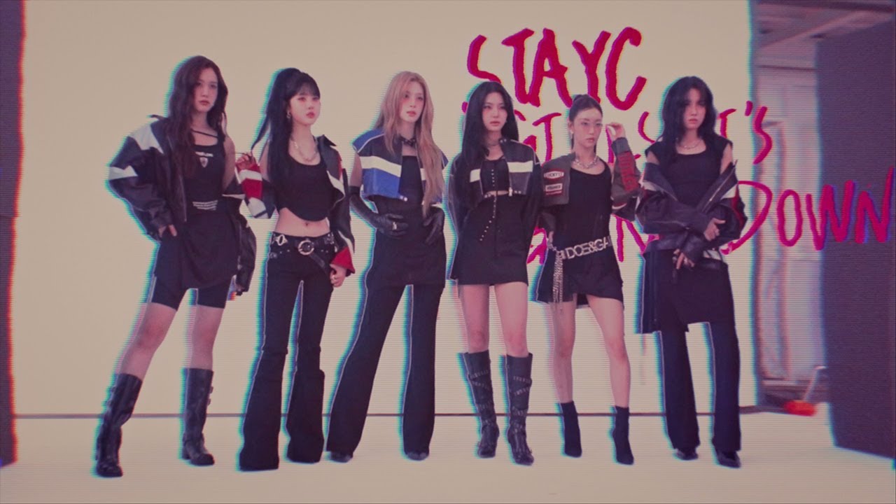STAYC（ステイシー）'MWUAH' MV
