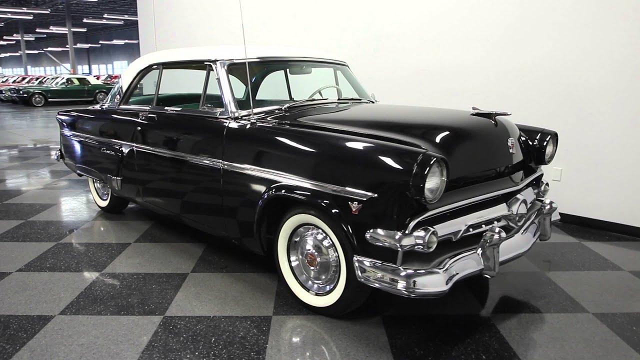 200 TPA 1954 Ford Crestline Victoria