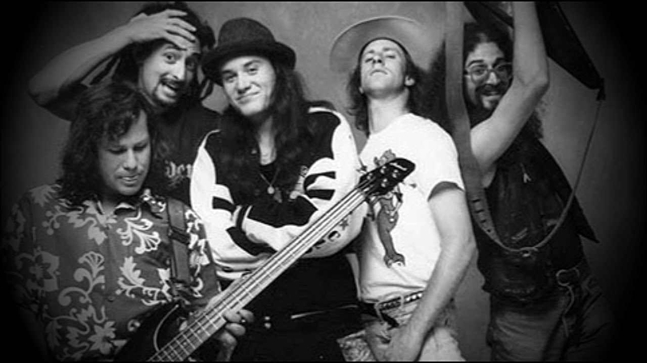 FAITH NO MORE (1990.08.20) Tel Aviv, Israel @Cinerama [FM Radio]