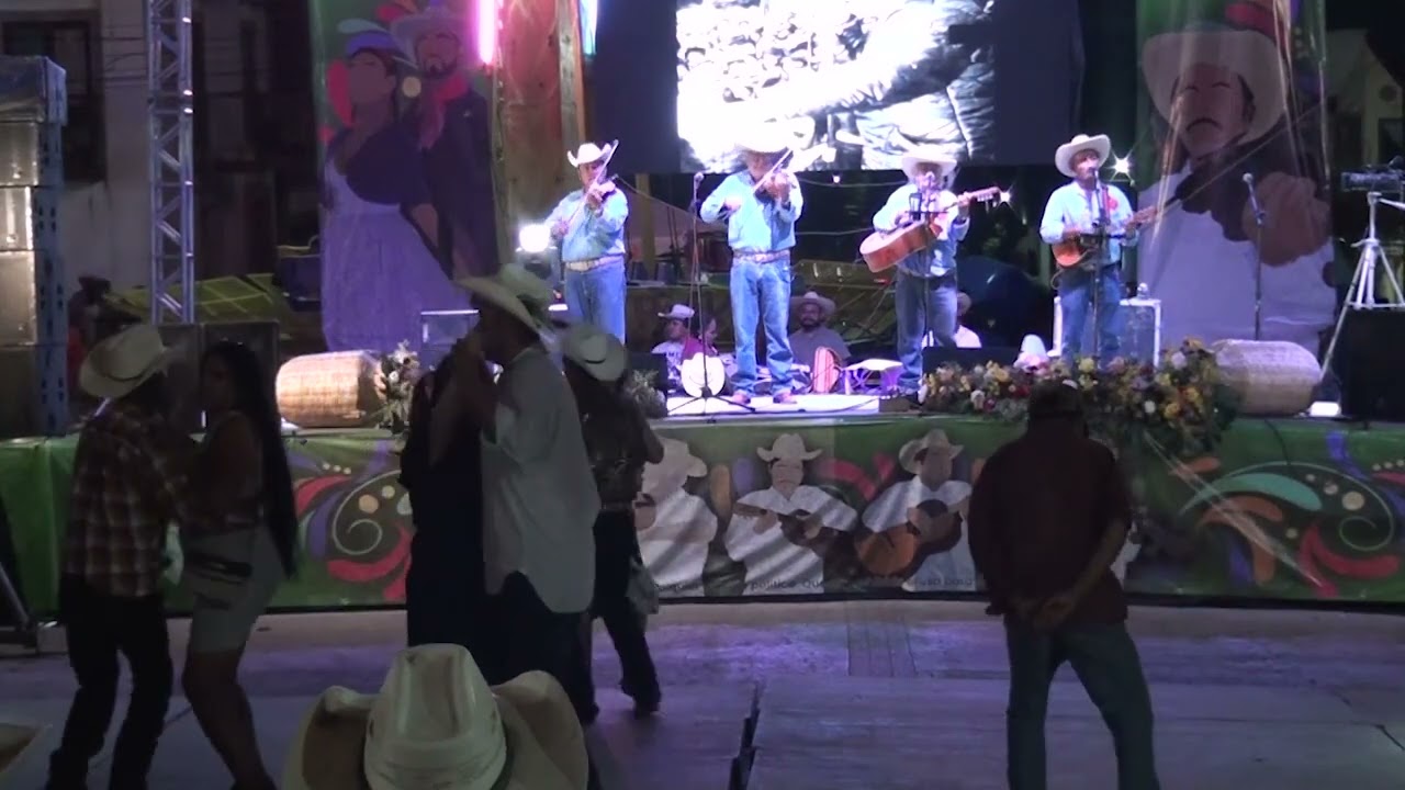 El Dr. Chessani y sus Huapangueros de Rv en el II Festival del Son Arribeño y Huapango en San Ciro