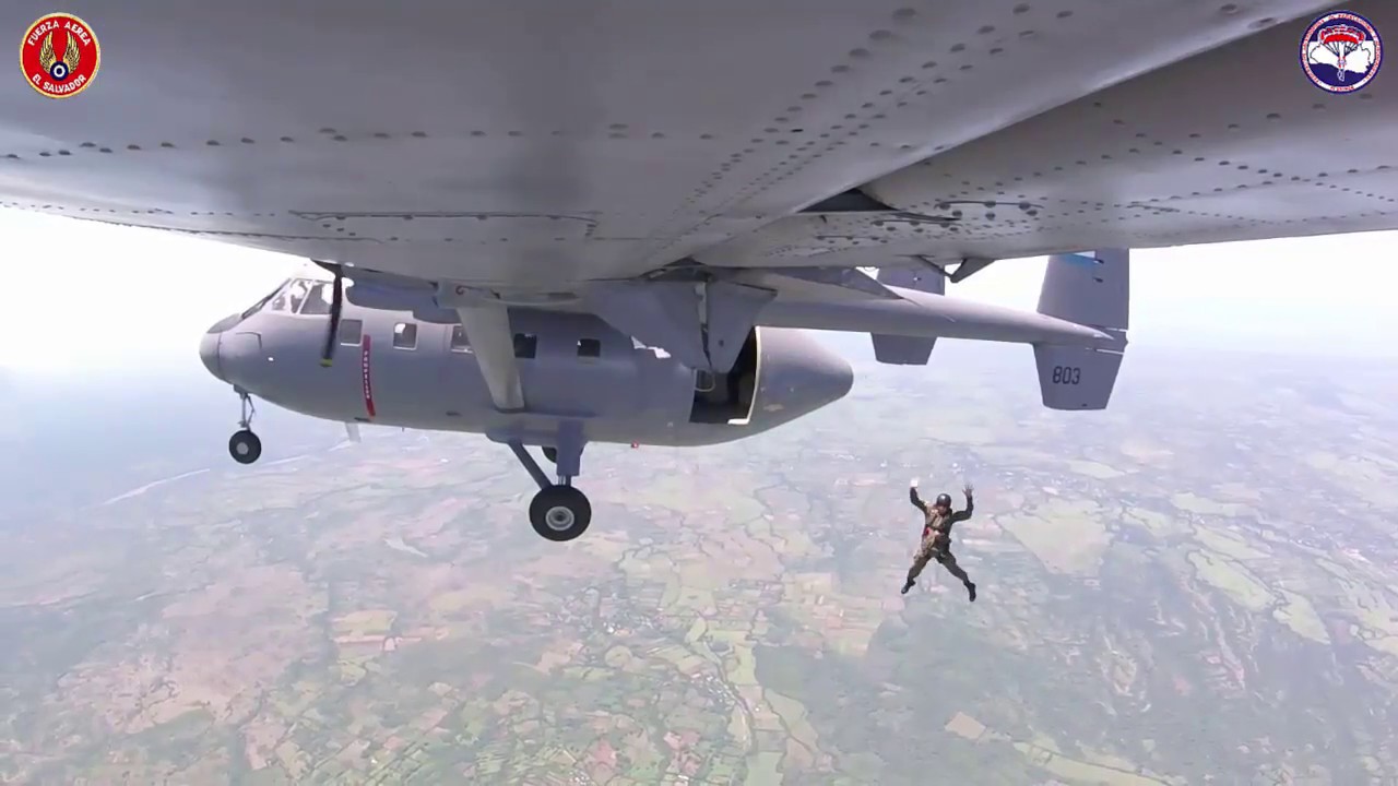 Sade - No Ordinary Love (Salto de Paracaidismo en Tecoluca, San Vicente 2018.)